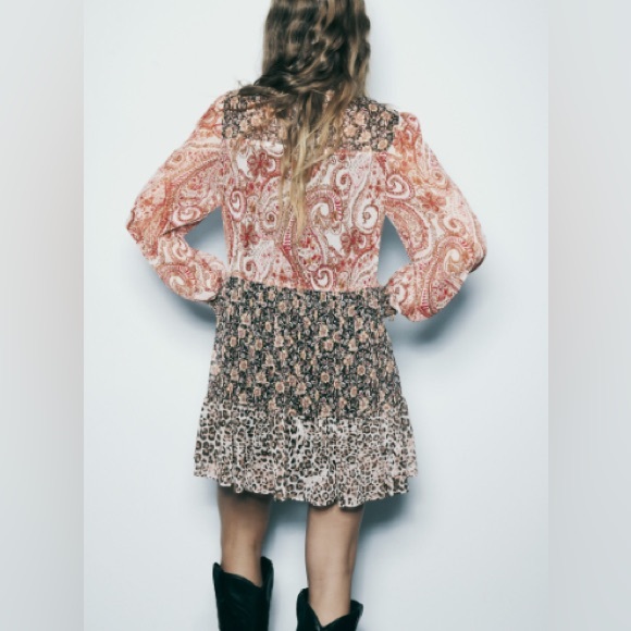 Multi pattern dress - Picture 2 of 4